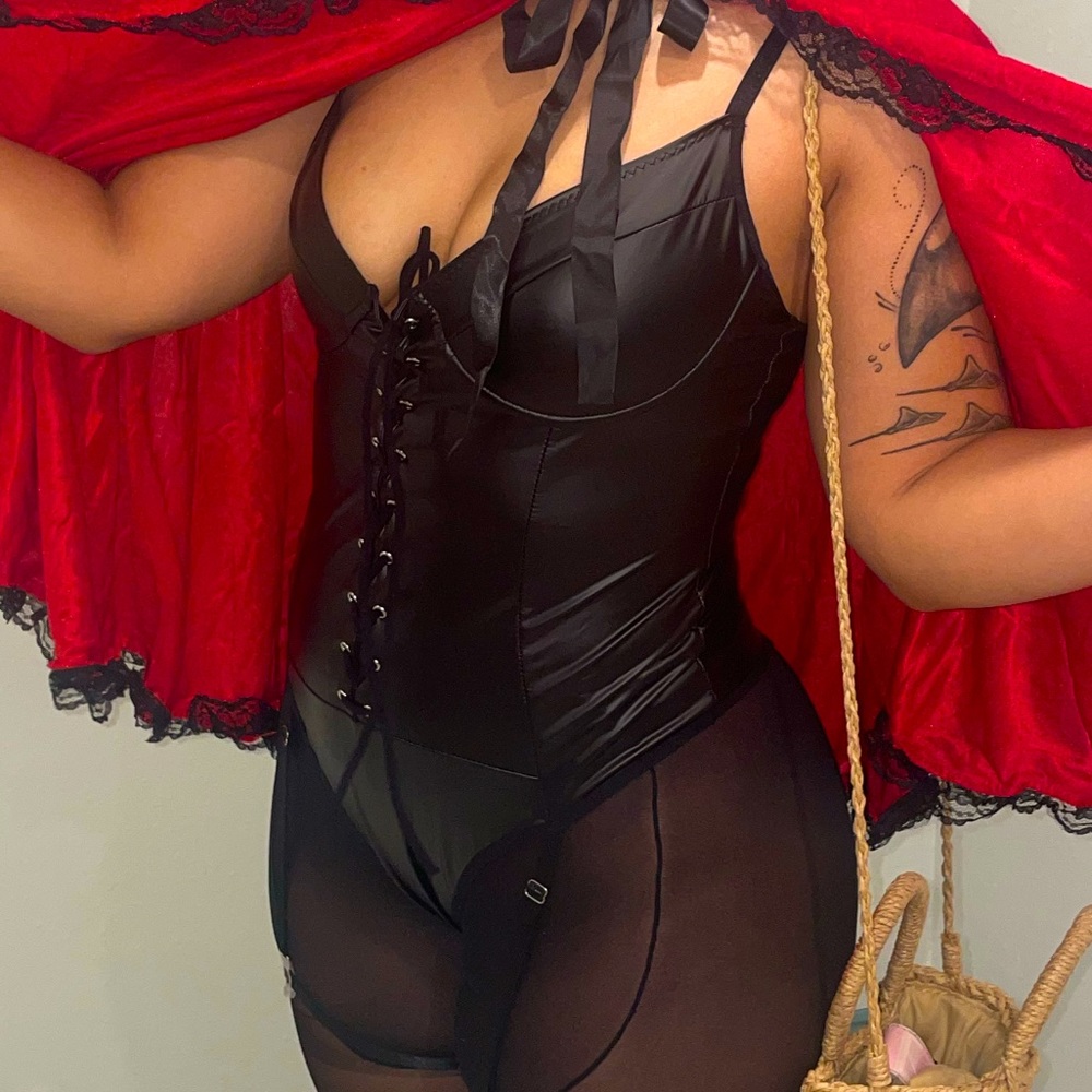 Black SHEIN Sexy Bodysuit
